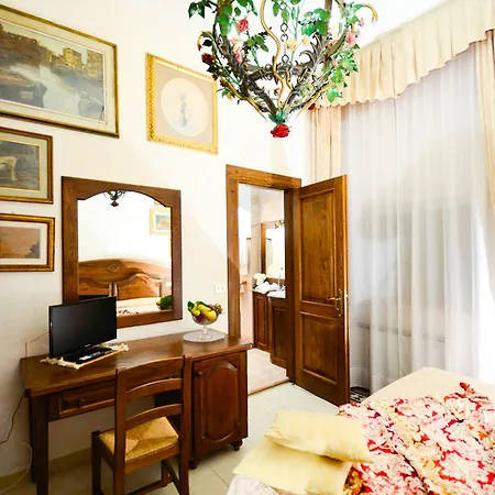 Residenza Il Poggione Affittacamere Fauglia